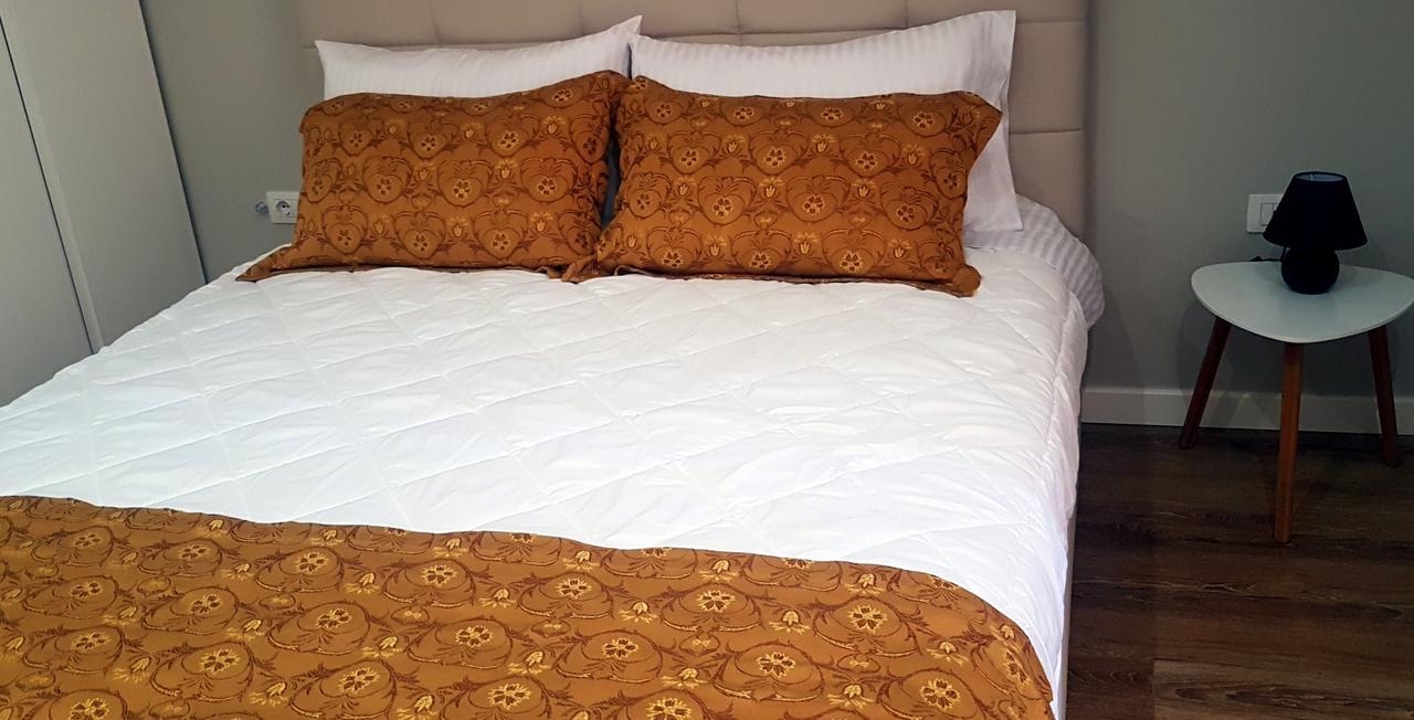 Fleur Apartment Тирана Екстер'єр фото